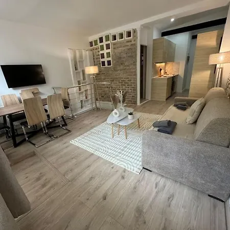 Appartement Cosy 20e Parijs