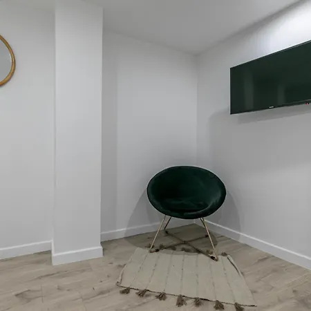 Appartement Cosy 20e Parijs